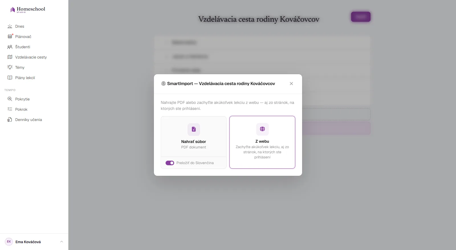 Dialóg SmartImporter: vlož PDF, Word alebo tabuľku – alebo zachyť lekciu z webu – s prepínačom prekladu, a štruktúra učiva sa vytvorí za teba.